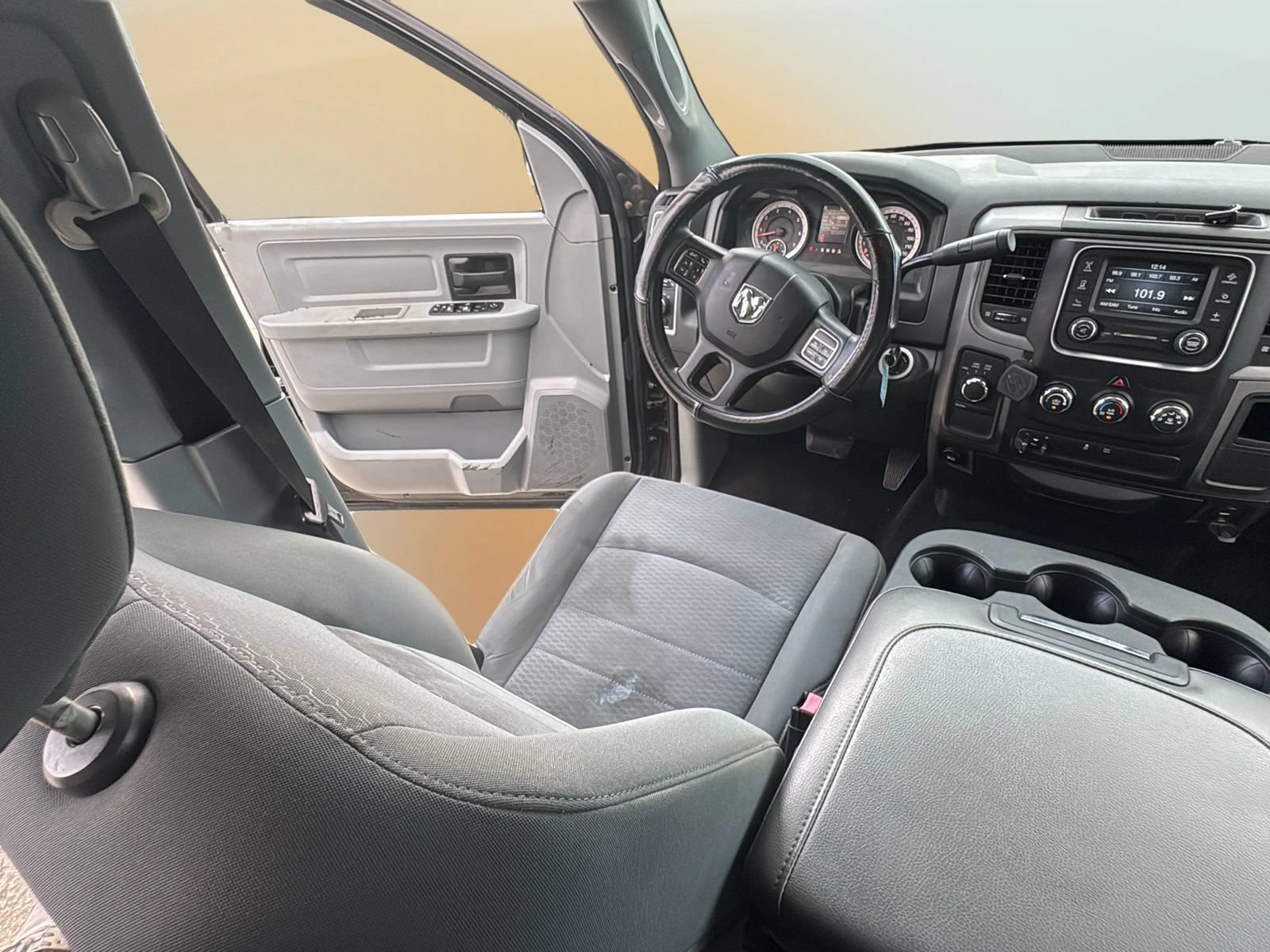 Used 2014 RAM 1500 Tradesman w/ Popular Equipment Group AWD/4WD image 21