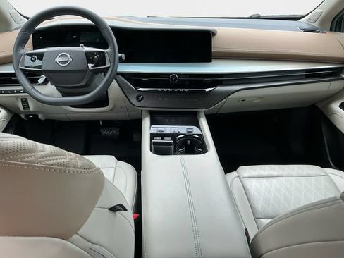 Used 2025 Nissan Murano Platinum w/ Cargo Package AWD/4WD image 11