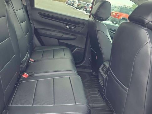 Used 2024 Honda CR-V EX image 10