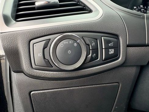 Used 2024 Ford Edge SEL w/ Convenience Package image 25