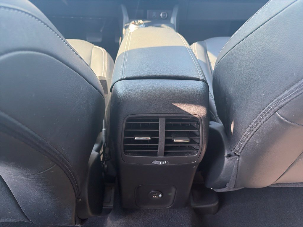 Used 2021 Ford Escape SEL FWD image 13