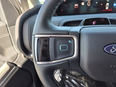 New 2026 Ford Expedition Platinum image 22