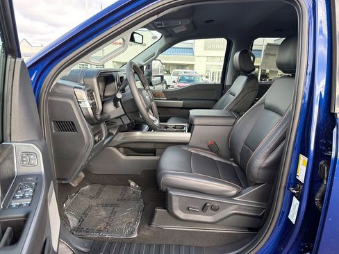 New 2026 Ford F350 Lariat w/ Black Appearance Package image 9