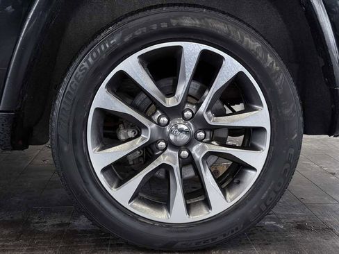 Used 2018 Jeep Grand Cherokee Overland image 37