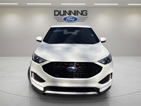 Used 2022 Ford Edge ST-Line image 5