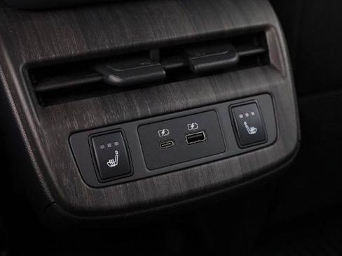 Certified 2023 Nissan Ariya FWD image 21