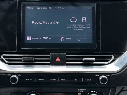 Used 2022 Kia Niro EX w/ Cold Weather Package FWD image 22