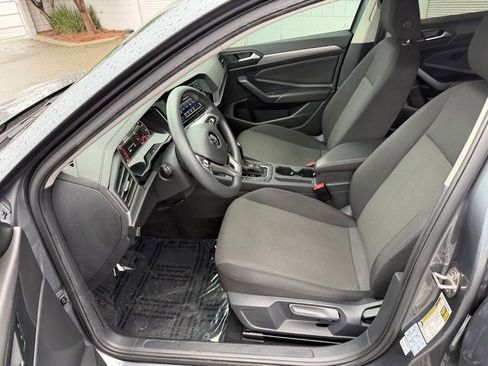 Used 2020 Volkswagen Jetta S image 15