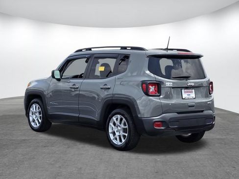 Used 2021 Jeep Renegade Latitude FWD image 6
