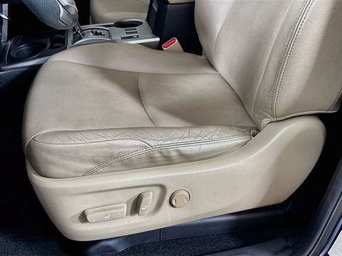 Used 2014 Toyota 4Runner Limited RWD image 23