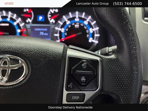 Used 2016 Toyota 4Runner SR5 AWD/4WD image 15