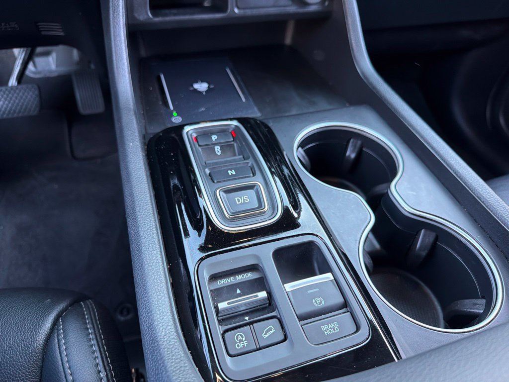 Used 2024 Honda Pilot Touring image 14