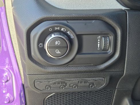 New 2026 Jeep Gladiator Sport image 21