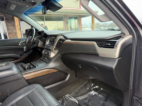 Used 2018 GMC Yukon Denali image 25