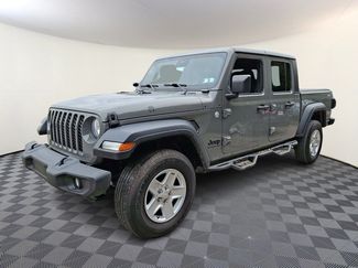 Used 2020 Jeep Gladiator Sport w/ Quick Order Package 24S video 3