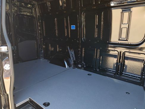 New 2024 Mercedes-Benz Sprinter 144 Cargo image 30