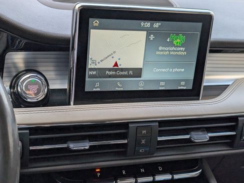 Used 2020 Lincoln Corsair FWD w/ Premium Package image 21