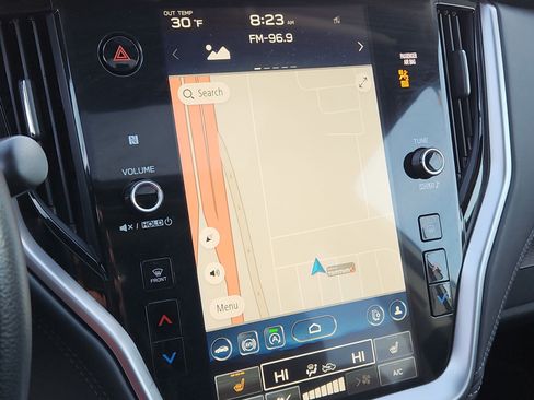 Used 2025 Subaru Outback Premium image 28