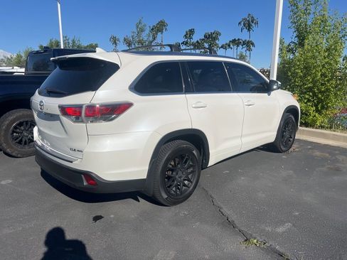 Used 2015 Toyota Highlander XLE image 14