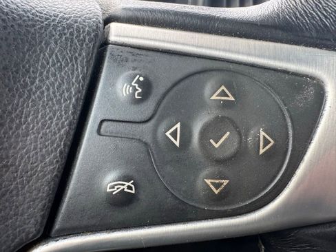 Used 2016 GMC Sierra 1500 SLE image 16