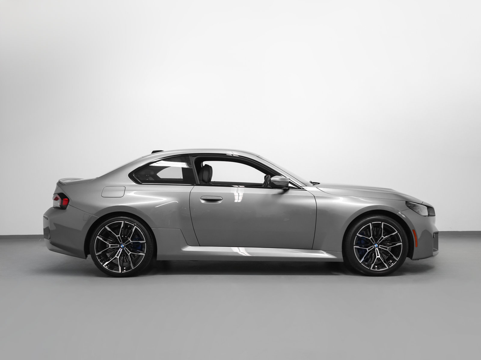 Used 2026 BMW M2 w/ Lighting Package RWD image 13