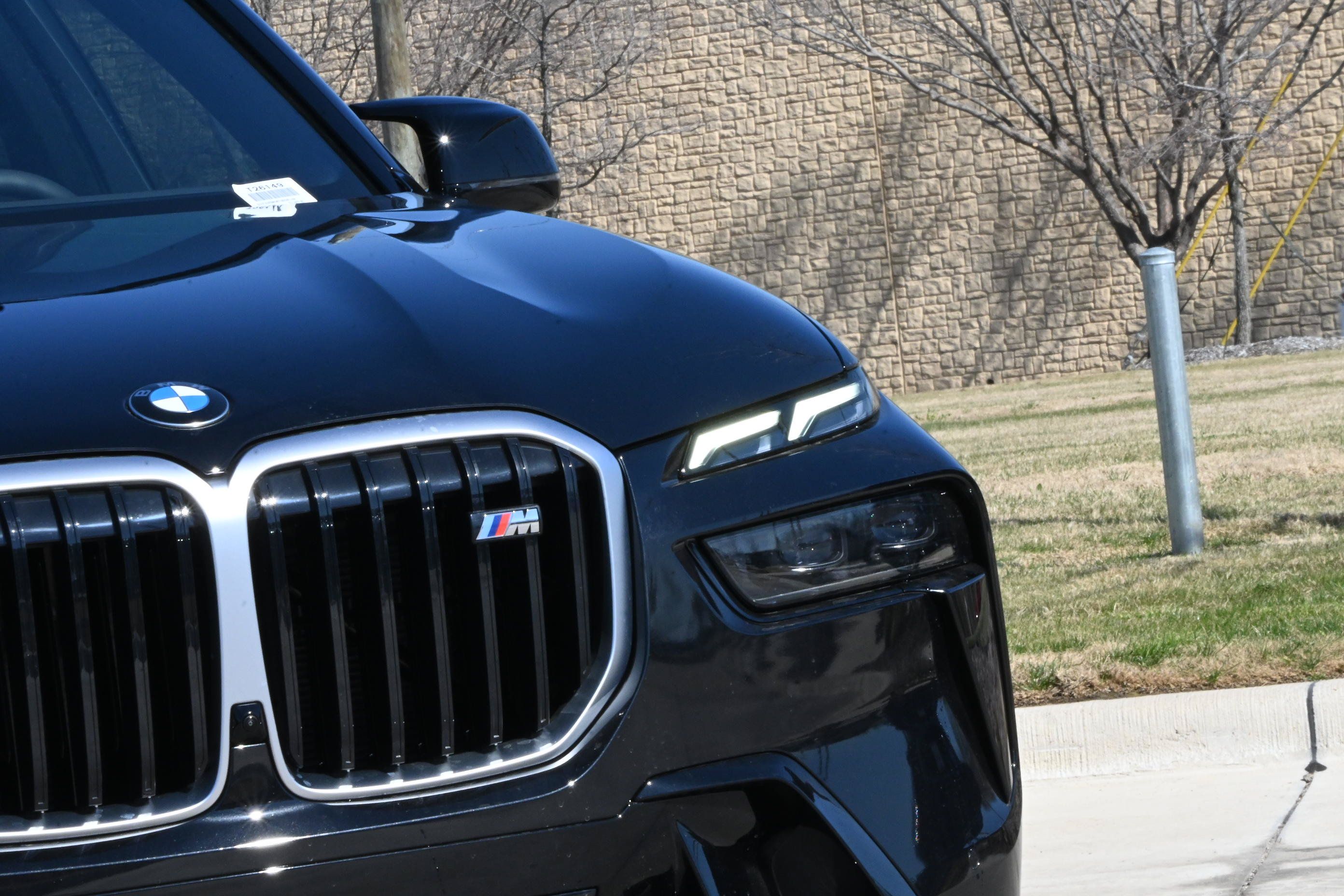 Used 2026 BMW X7 M60i AWD/4WD image 6