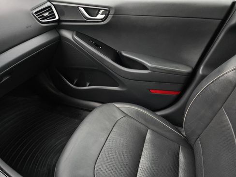 Used 2019 Hyundai Ioniq Limited FWD image 27
