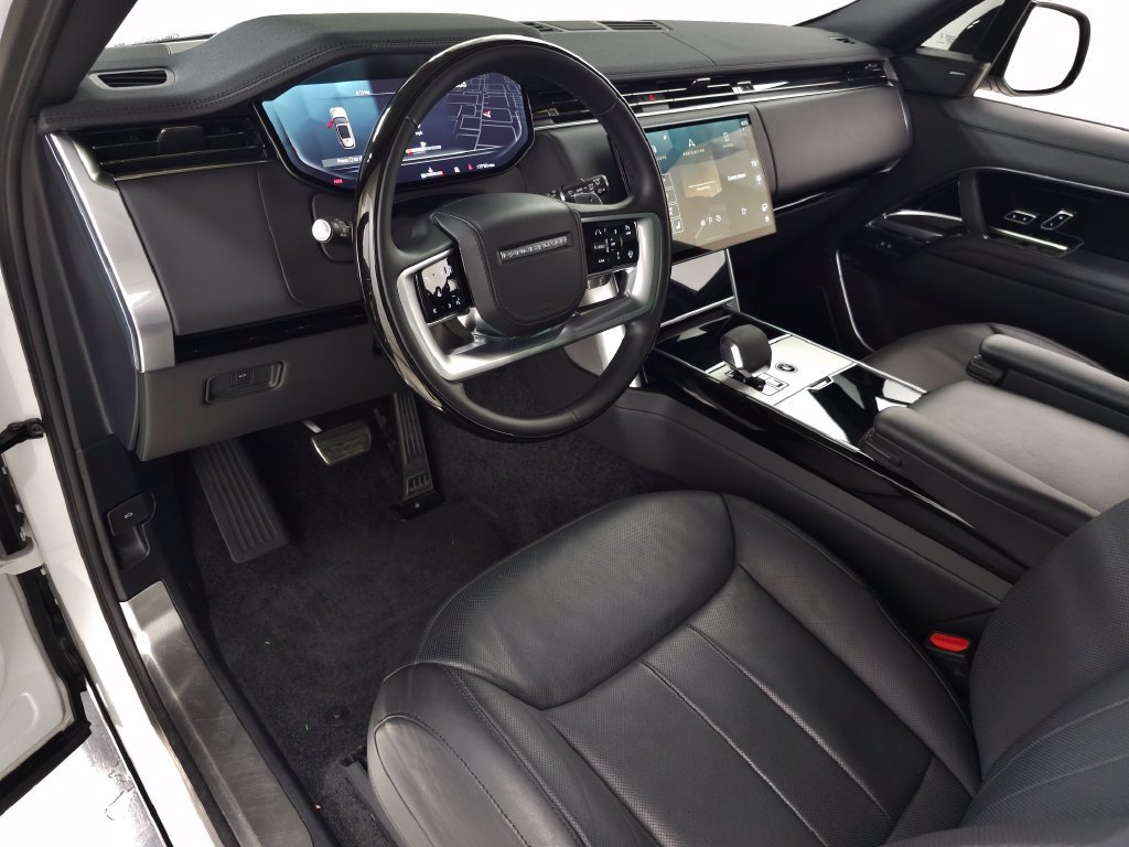 Certified 2024 Land Rover Range Rover SE AWD/4WD image 16