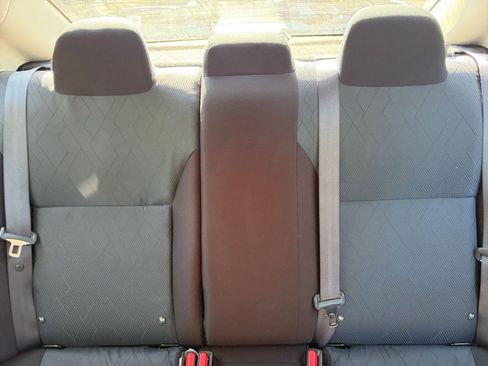 Used 2025 Nissan Versa SV image 36