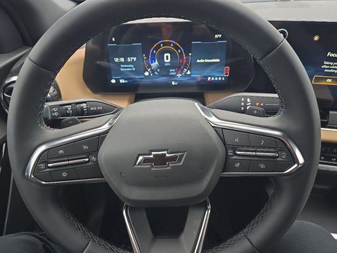 New 2026 Chevrolet Equinox ACTIV image 27