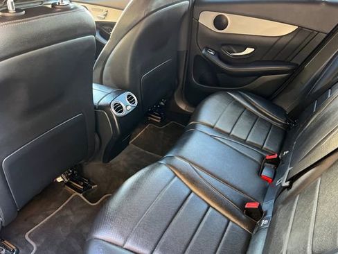 Used 2022 Mercedes-Benz GLC 300 image 13