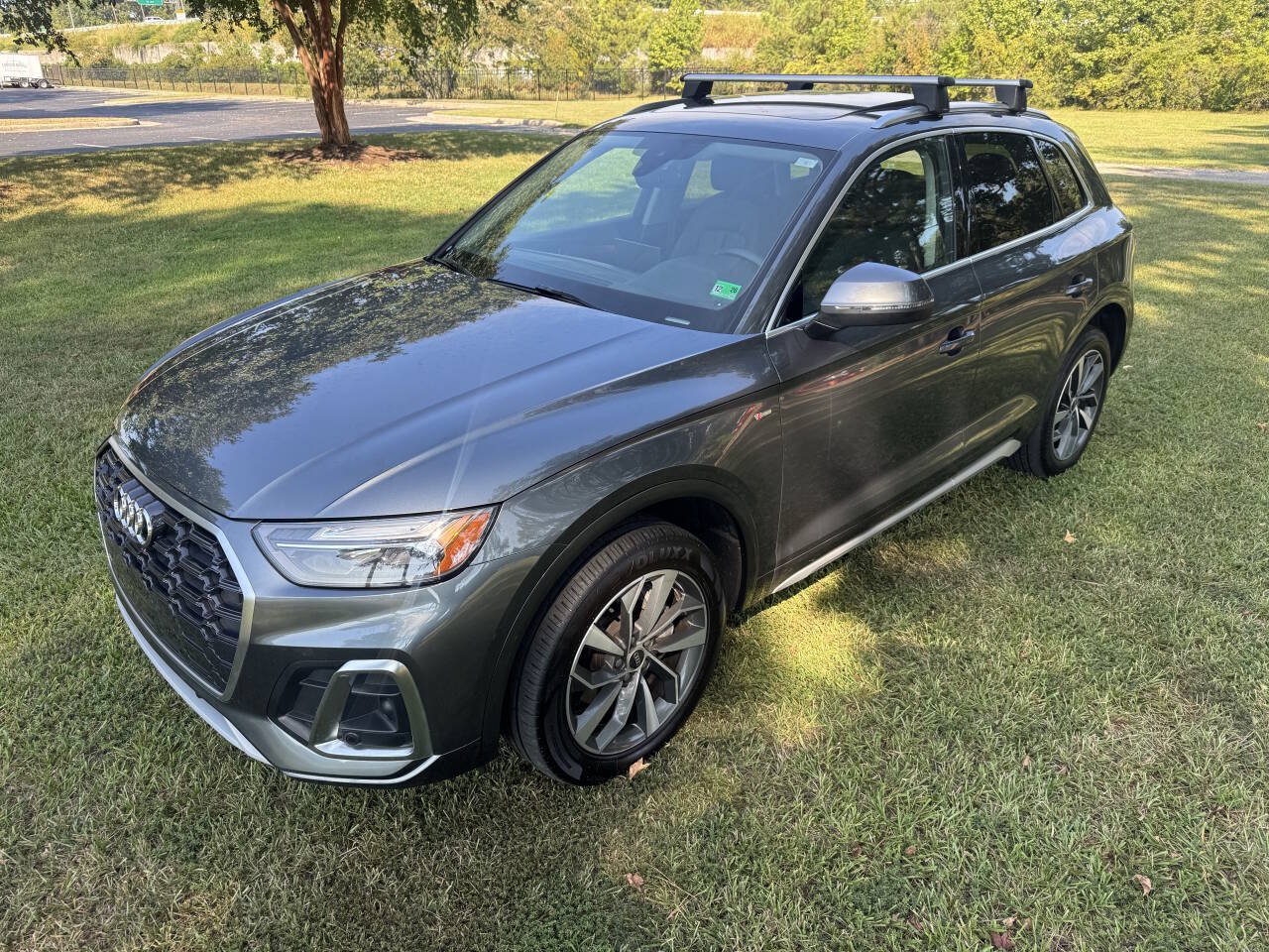 Used 2022 Audi Q5 2.0T Premium Plus AWD/4WD image 2