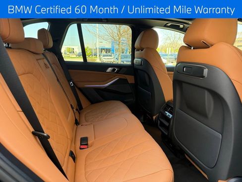 Certified 2024 BMW X5 xDrive40i w/ M Sport Package AWD/4WD image 32