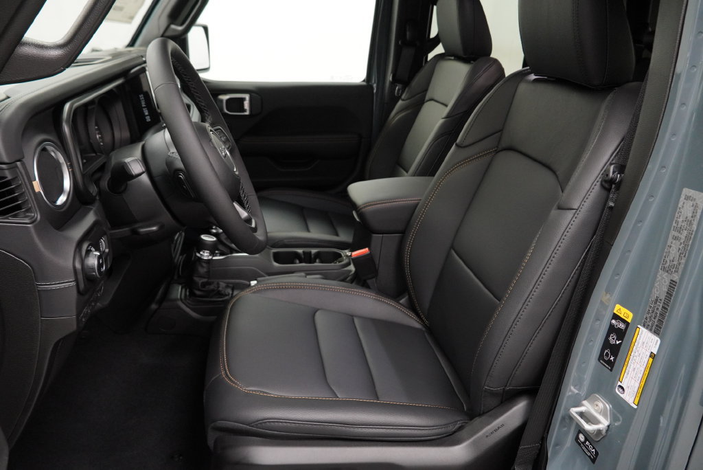 New 2026 Jeep Gladiator Mojave AWD/4WD image 15