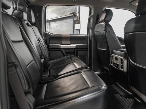 Used 2019 Ford F250 Lariat w/ Lariat Value Package AWD/4WD image 35