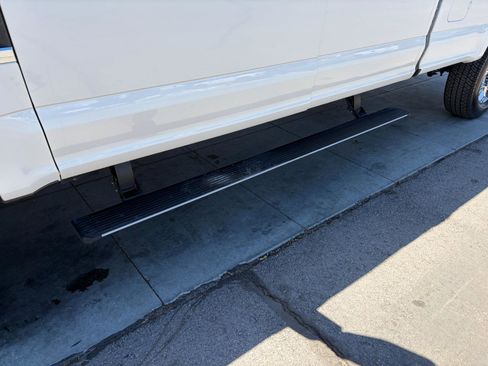Used 2019 Ford F350 Lariat w/ Lariat Ultimate Package AWD/4WD image 28