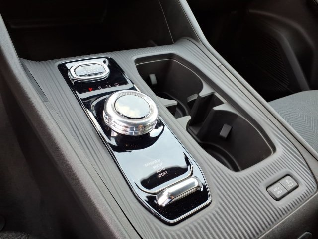 New 2026 Jeep Cherokee Laredo AWD/4WD image 11