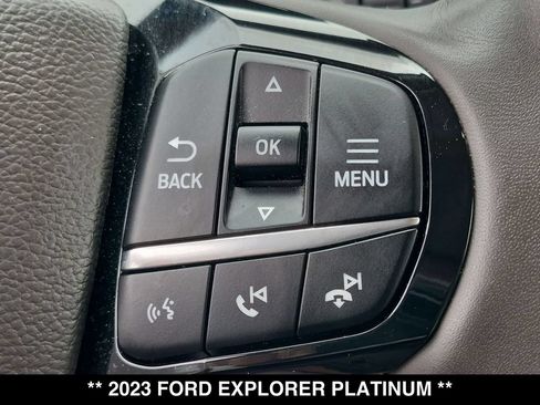 Used 2023 Ford Explorer Platinum w/ Technology Package AWD/4WD image 7