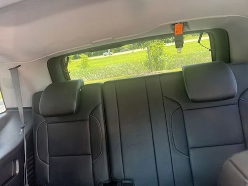 Used 2019 Chevrolet Tahoe Premier AWD/4WD image 9