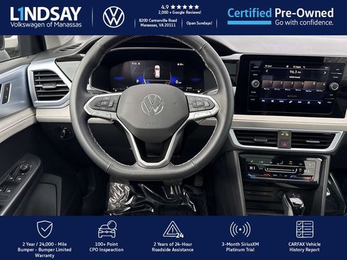 Certified 2025 Volkswagen Taos SE image 13