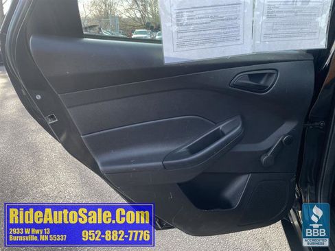 Used 2015 Ford Focus S image 11