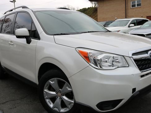 Used 2015 Subaru Forester 2.5i Premium w/ All-Weather Package image 3