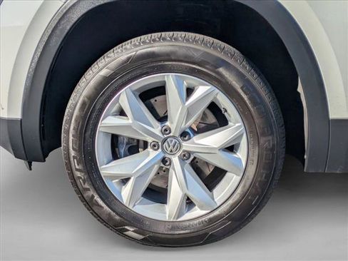 Used 2018 Volkswagen Atlas Launch Edition image 24