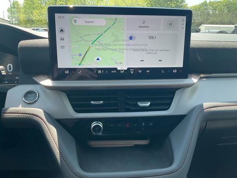 New 2026 Ford Explorer Active RWD image 23