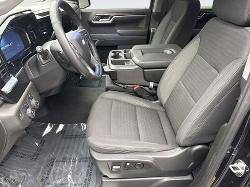 Used 2022 Chevrolet Silverado 1500 LT image 11