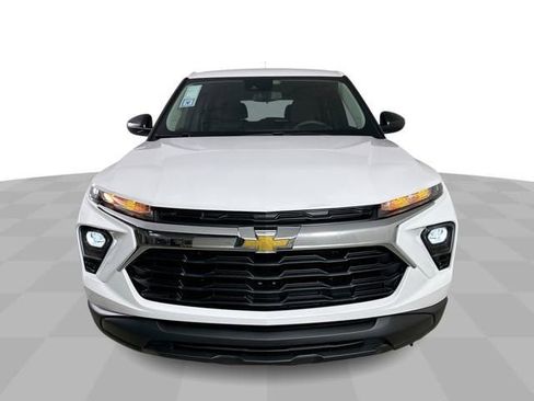 New 2026 Chevrolet TrailBlazer LS w/ LS Convenience Package FWD image 3