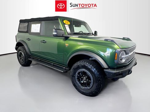 Used 2022 Ford Bronco Badlands AWD/4WD image 1