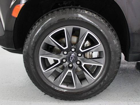 Used 2021 Chevrolet Suburban Z71 w/ Z71 Signature Package AWD/4WD image 83