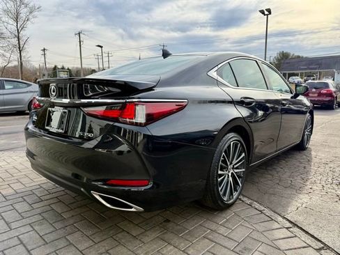 Used 2024 Lexus ES 350 w/ Premium Package image 10