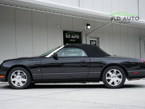 Used 2004 Ford Thunderbird Premium image 8